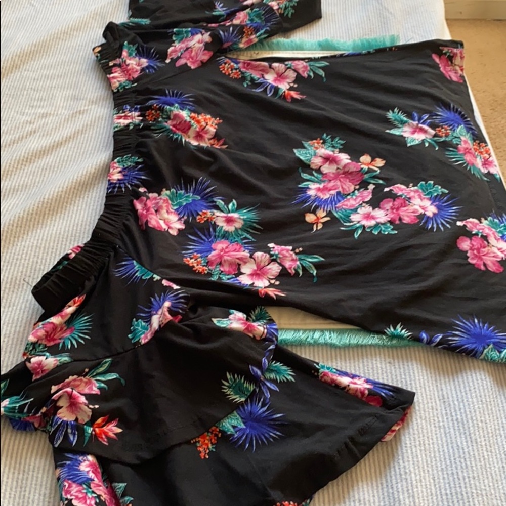 Blouse - Picture 2 of 3